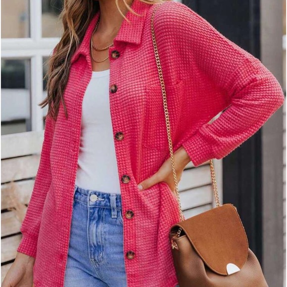 New pink button down long sleeve top - Picture 4 of 8